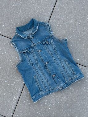 Blue denim Free People vest